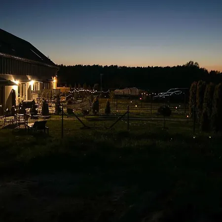 In With Kitchen * Stare Sady